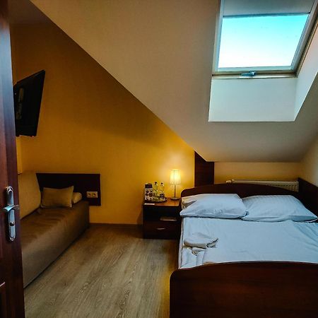 Hotel Viwaldi Baruchowo ภายนอก รูปภาพ