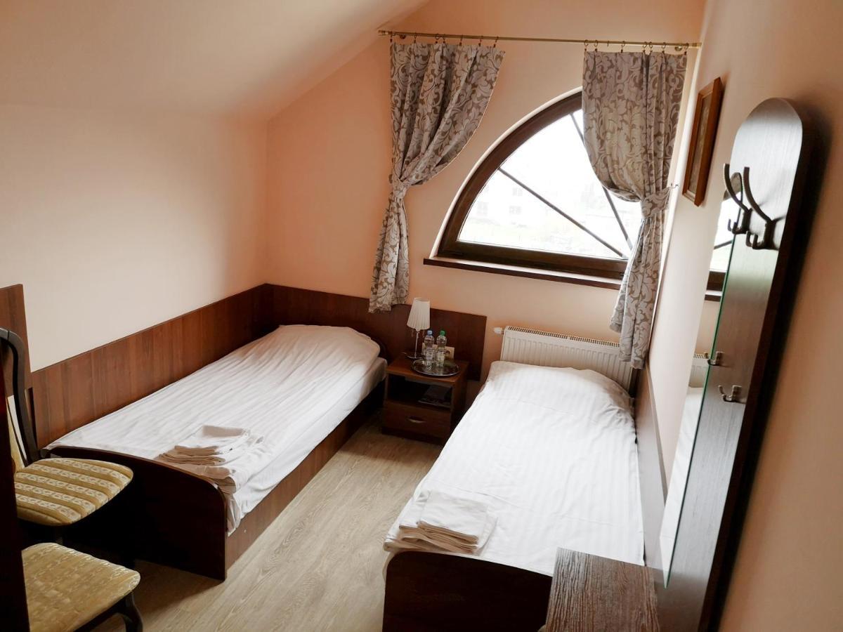 Hotel Viwaldi Baruchowo ภายนอก รูปภาพ