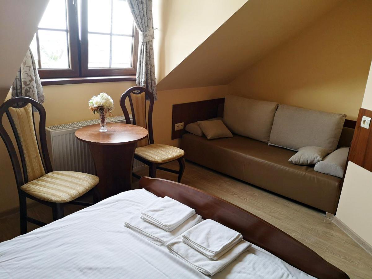 Hotel Viwaldi Baruchowo ภายนอก รูปภาพ