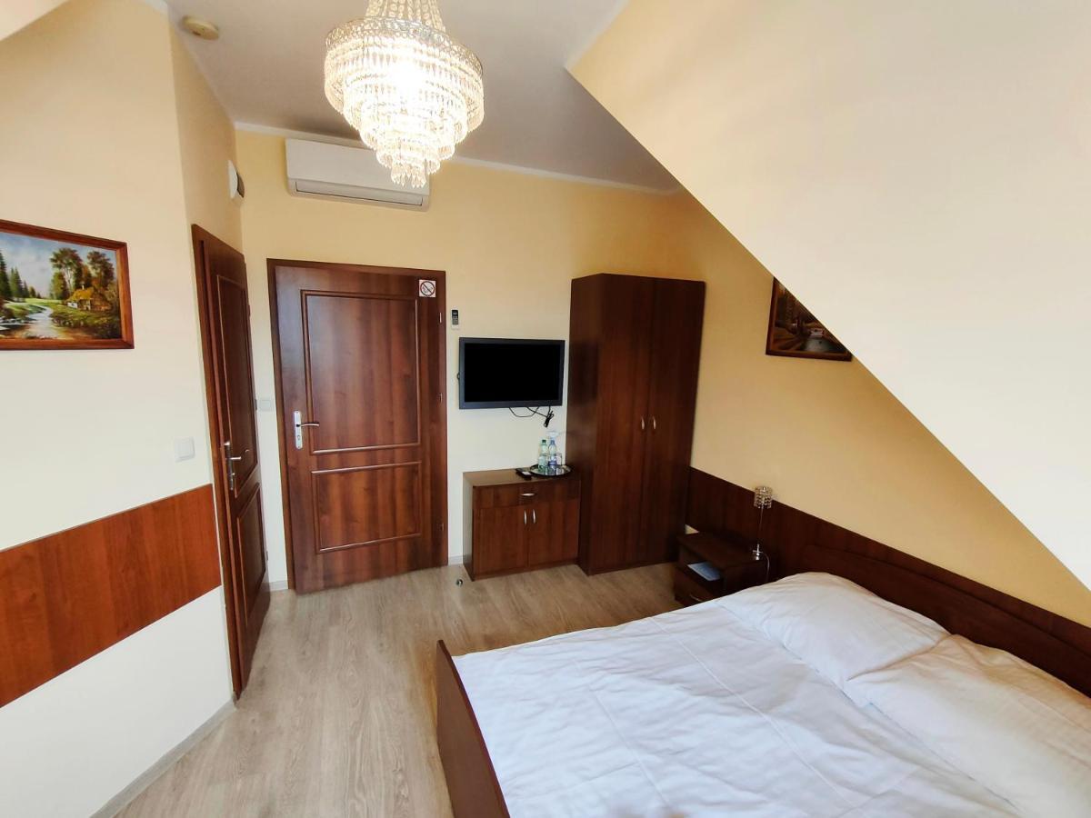 Hotel Viwaldi Baruchowo ภายนอก รูปภาพ