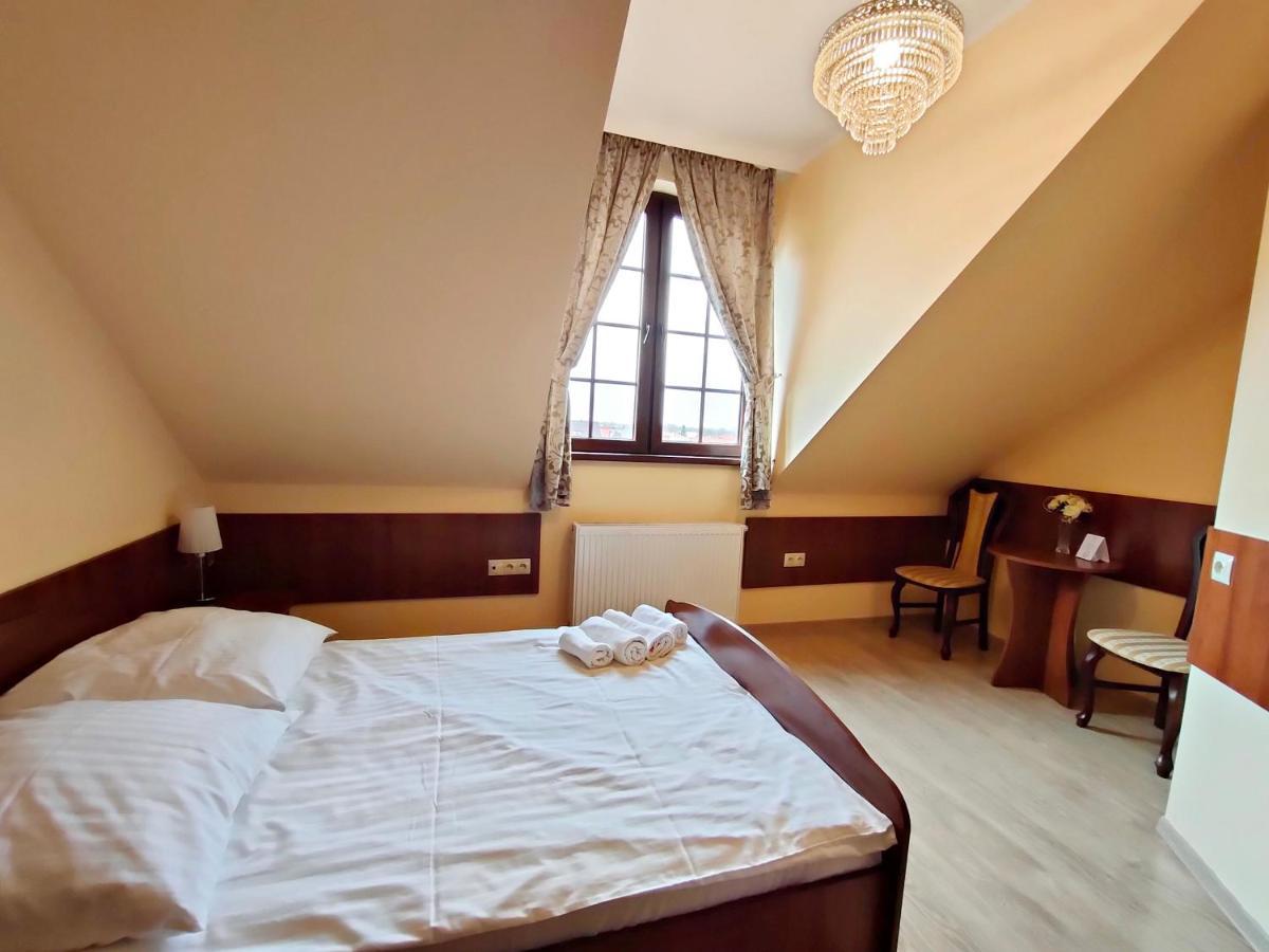 Hotel Viwaldi Baruchowo ภายนอก รูปภาพ