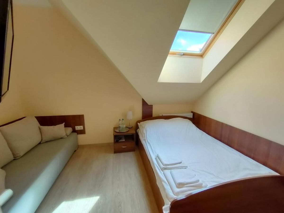 Hotel Viwaldi Baruchowo ภายนอก รูปภาพ