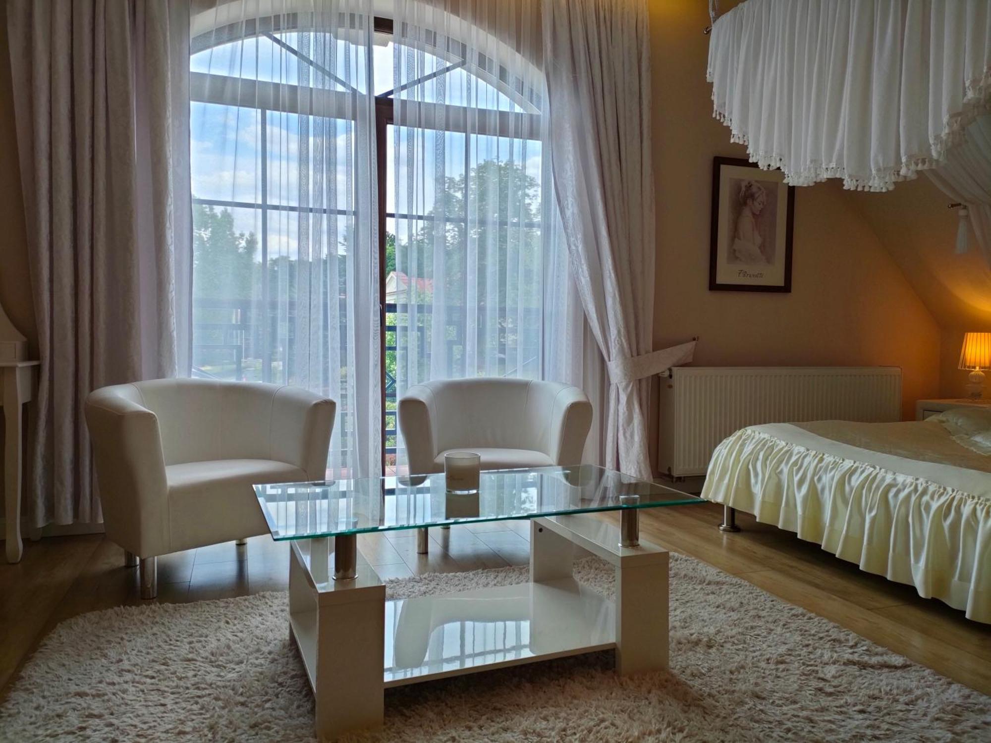 Hotel Viwaldi Baruchowo ภายนอก รูปภาพ