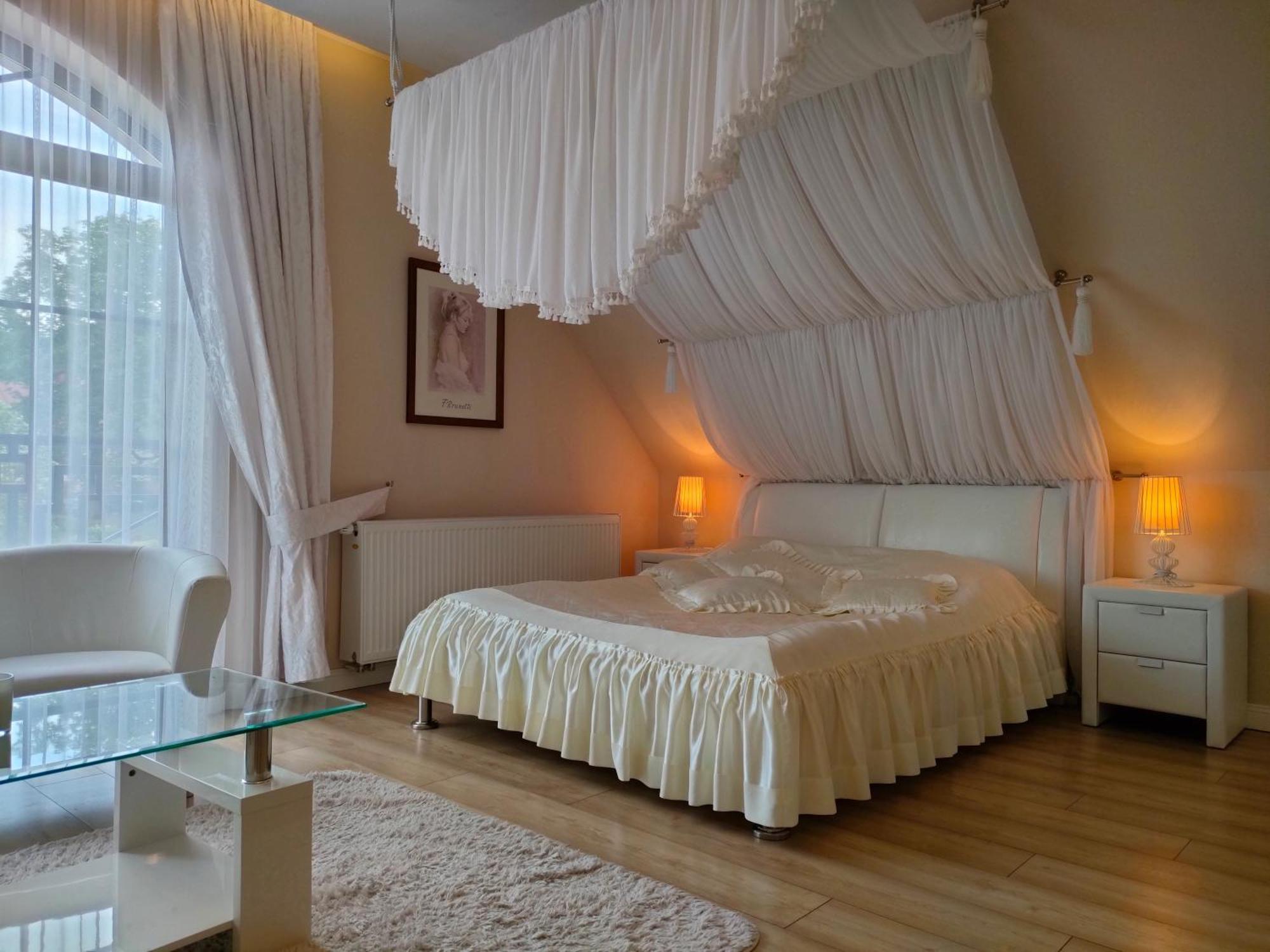 Hotel Viwaldi Baruchowo ภายนอก รูปภาพ